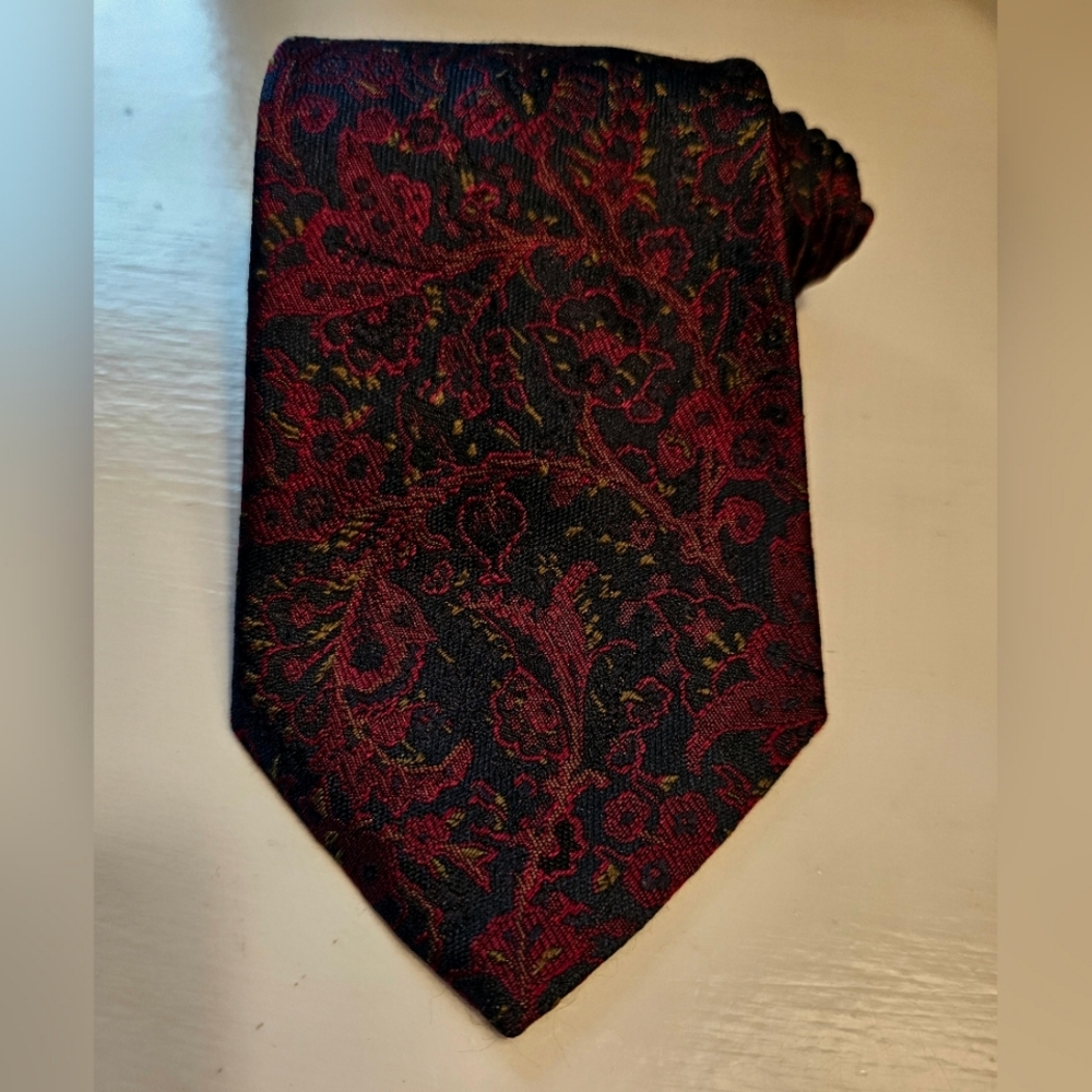 Ermenegildo Zegna Burgundy and Blue Paisley Tie 100% silk